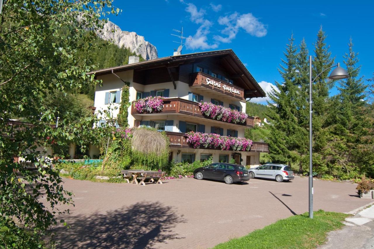 Pension Enzian Бадия Экстерьер фото